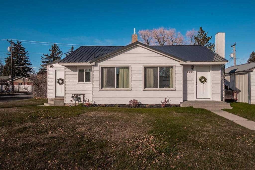 Professionally Designed Central Idaho Falls Home - 4 Bed 2 Bath Exterior foto