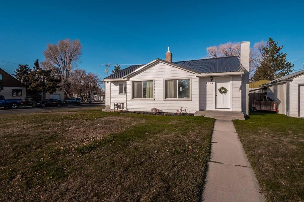 Professionally Designed Central Idaho Falls Home - 4 Bed 2 Bath Exterior foto